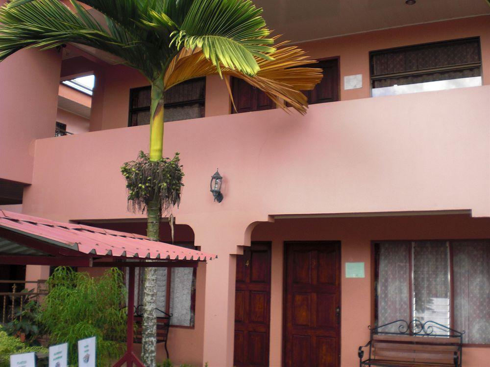 Hotel La Choza Inn La Fortuna Exterior foto